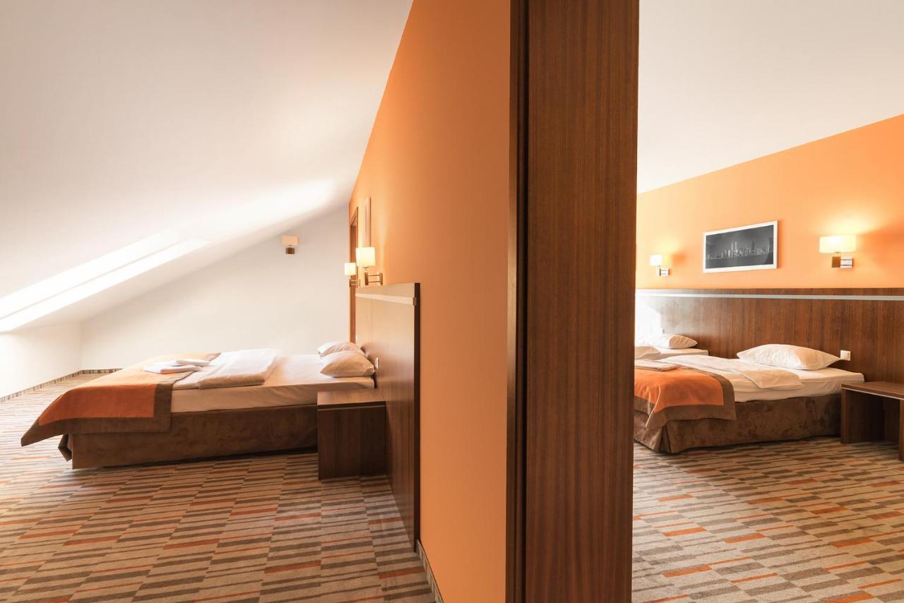 Hotel Kawallo Słubice エクステリア 写真