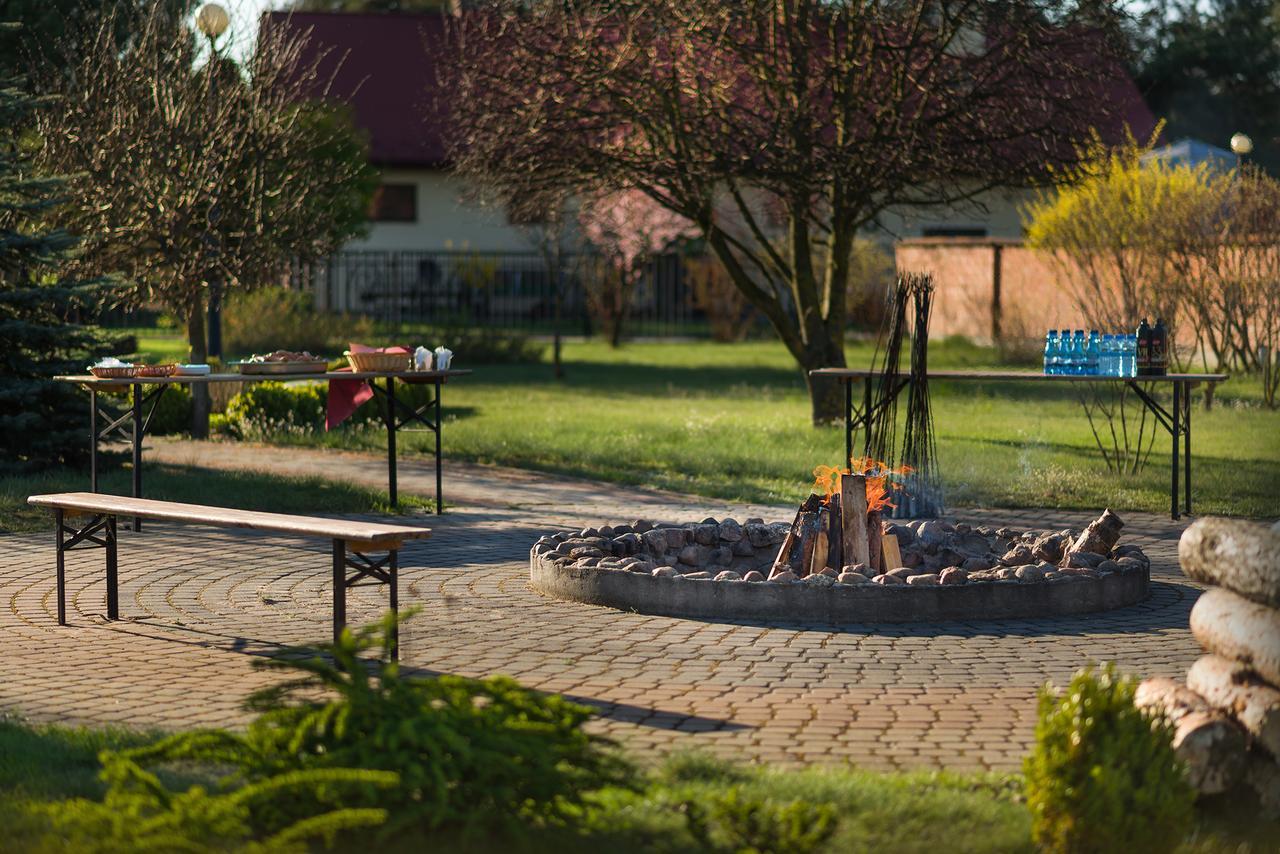 Hotel Kawallo Słubice エクステリア 写真