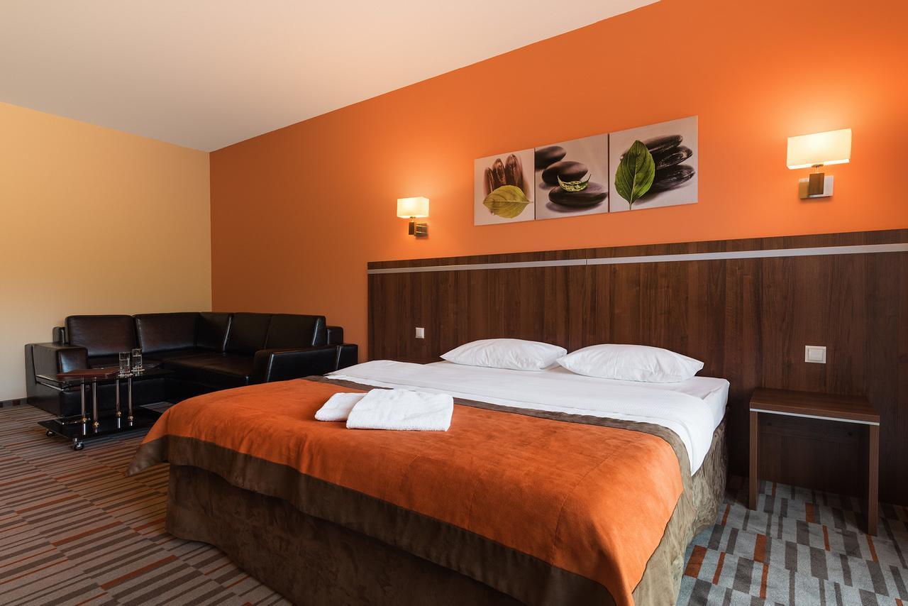 Hotel Kawallo Słubice エクステリア 写真