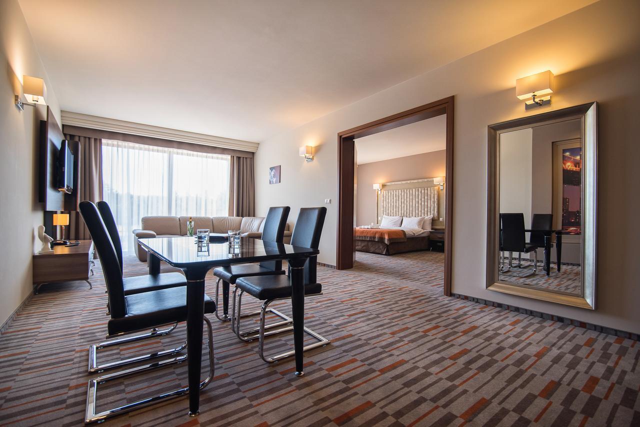 Hotel Kawallo Słubice エクステリア 写真