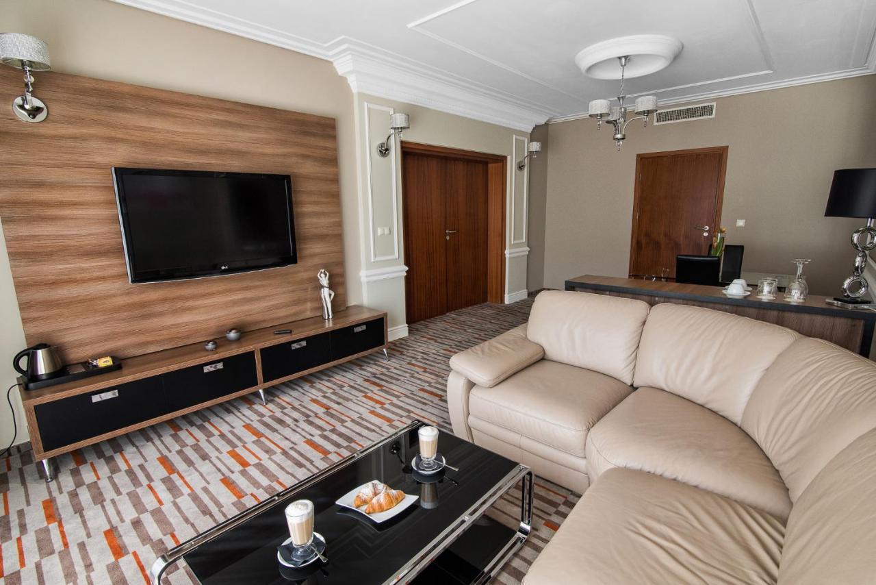 Hotel Kawallo Słubice エクステリア 写真